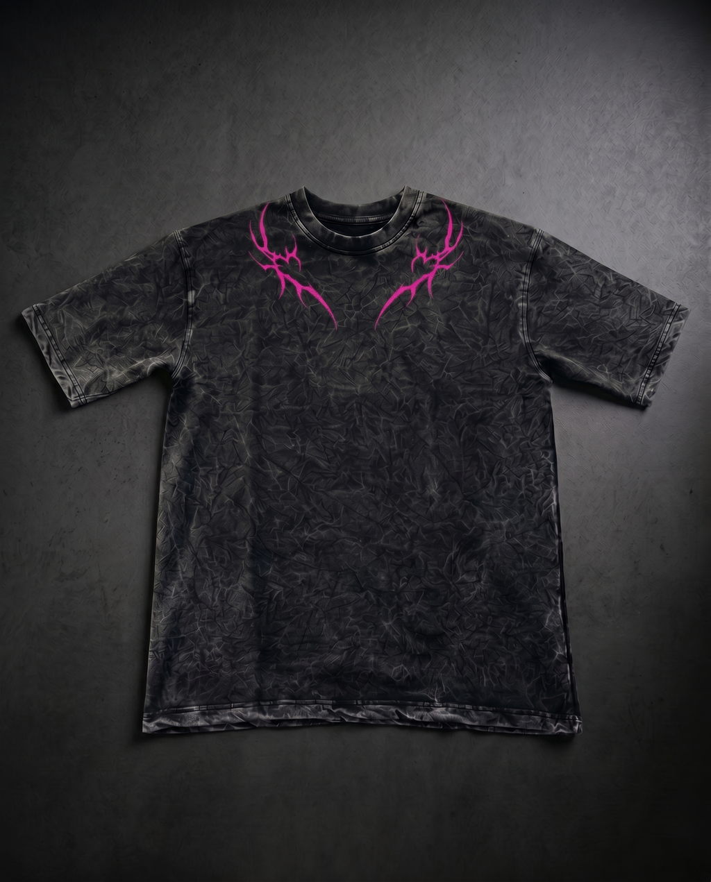 Threads Of Prey : Hunting Spider T-shirt